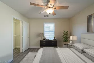 Photo #2: 2370342 Listing