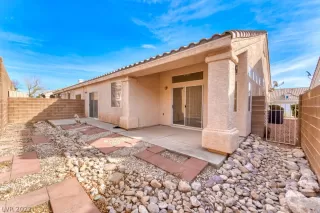 Photo #3: 2370355 Listing 