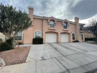 Photo #2: 2370367 Listing 