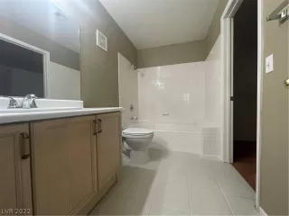 Photo #6: 2370367 Listing 