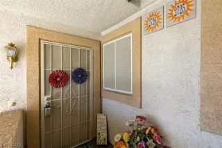 Photo #2: 2370372 Listing