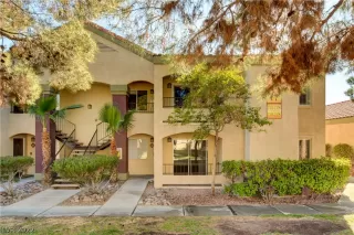 Photo #1: 2370428 Listing