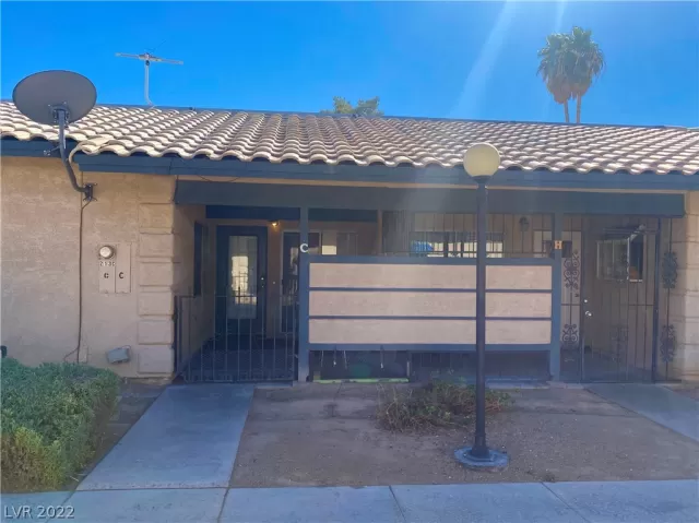 MLS: 2370440 Condo For Sale