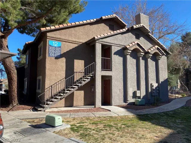 MLS: 2370451 Condo For Sale