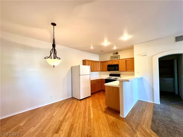 MLS: 2370456 Condo For Sale