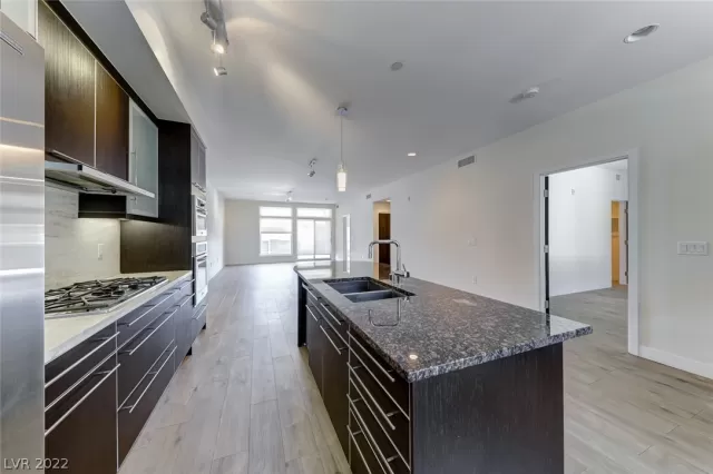 MLS: 2370493 Condo For Sale