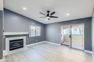 Photo #3: 2370516 Listing