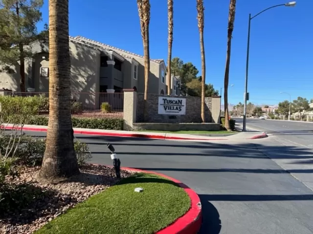 MLS: 2370541 Condo For Sale