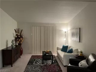 Photo #5: 2370541 Listing