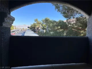 Photo #6: 2370541 Listing