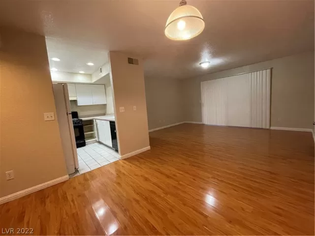 MLS: 2370542 Condo For Sale