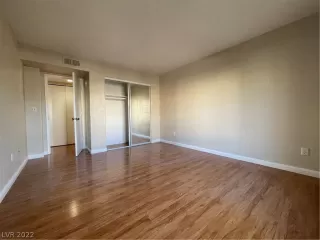 Photo #3: 2370542 Listing 