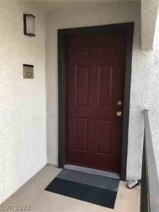 Photo #1: 2370546 Listing 