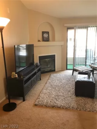 Photo #2: 2370546 Listing 