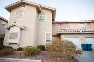 Photo #1: 2370553 Listing 