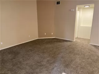 Photo #3: 2370566 Listing