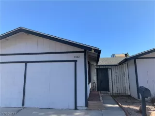 Photo #2: 2370595 Listing 