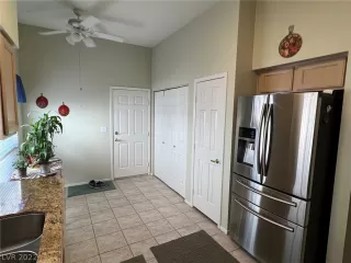 Photo #3: 2370613 Listing 