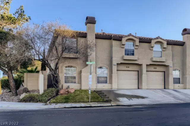 MLS: 2370627 Condo For Sale