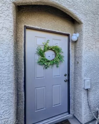 Photo #1: 2370627 Listing 