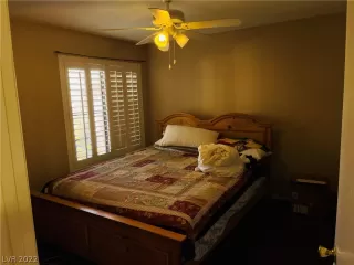 Photo #6: 2370648 Listing 