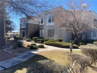 Photo #1: 2370664 Listing 