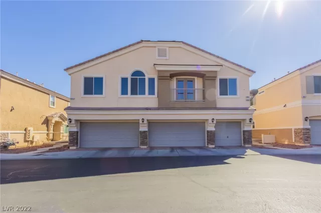 MLS: 2370699 Condo For Sale