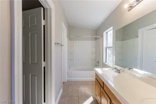 Photo #3: 2370699 Listing 