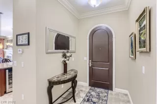 Photo #4: 2370728 Listing 