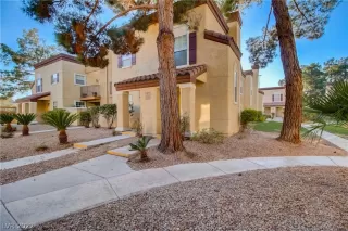 Photo #1: 2370734 Listing