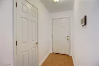 Photo #3: 2370734 Listing