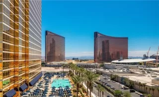 Photo #4: 2370764 Listing 