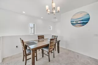 Photo #4: 2370766 Listing
