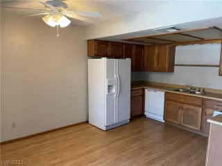 Photo #2: 2370800 Listing 