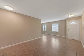 Photo #1: 2370811 Listing