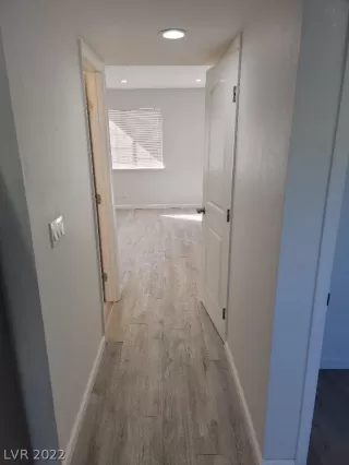 Photo #3: 2370870 Listing 