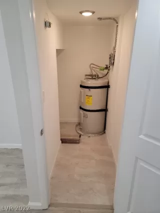 Photo #6: 2370870 Listing 