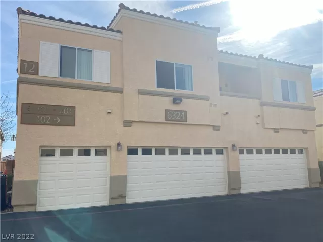 MLS: 2370921 Condo For Sale