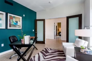 Photo #2: 2370940 Listing 