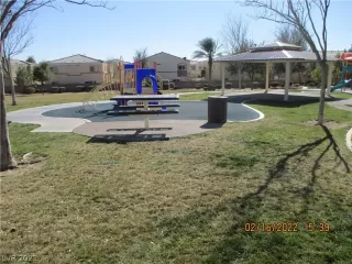 Photo #4: 2370951 Listing 