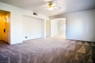 Photo #5: 2370954 Listing 