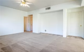 Photo #6: 2370954 Listing 