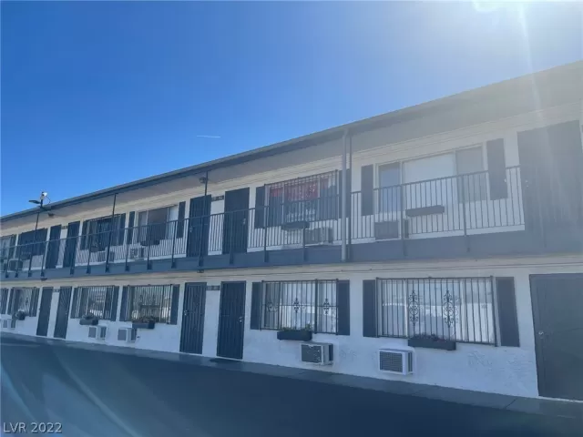 MLS: 2370999 Condo For Sale