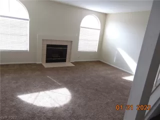 Photo #3: 2371085 Listing 