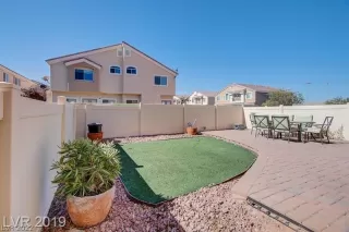 Photo #1: 2371088 Listing 