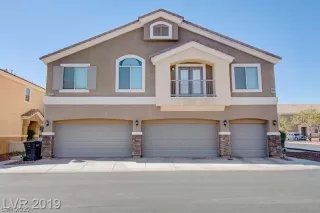 Photo #2: 2371088 Listing 