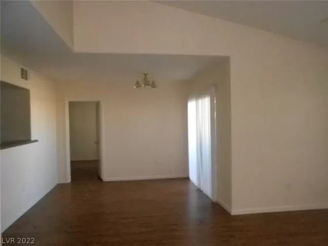 MLS: 2371121 Condo For Sale