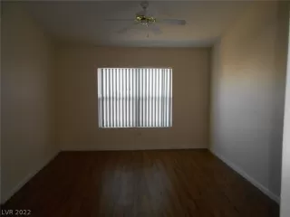 Photo #1: 2371121 Listing