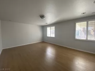 Photo #6: 2371138 Listing 