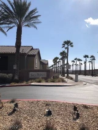 Photo #3: 2371142 Listing